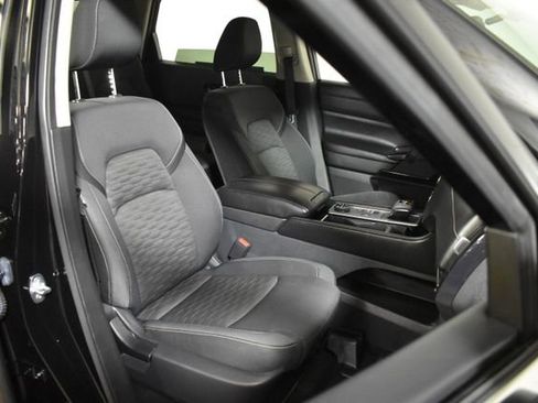 Certified 2023 Nissan Pathfinder SV AWD/4WD image 35