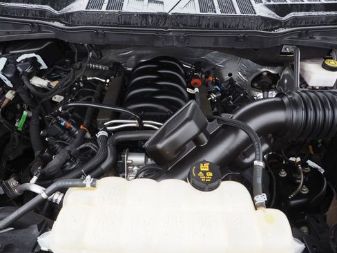 Used 2023 Ford F150 XLT w/ Equipment Group 302A High image 11