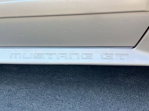 Used 1991 Ford Mustang GT image 16