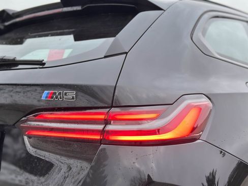 New 2026 BMW M5 Touring w/ Executive Package image 12