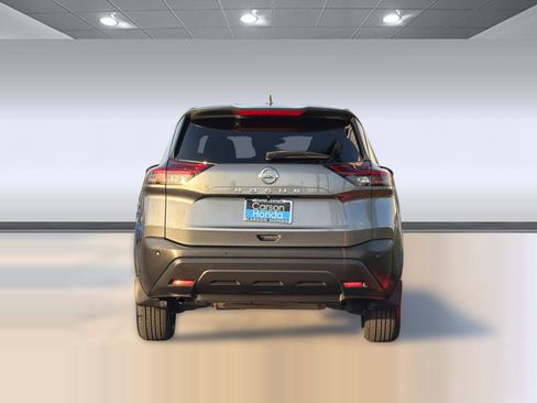 Used 2021 Nissan Rogue S image 10