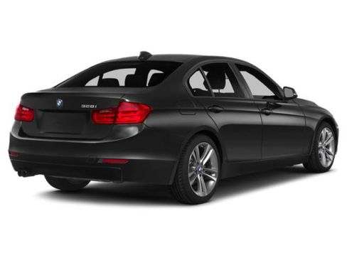 Used 2015 BMW 328i xDrive Sedan AWD/4WD image 2