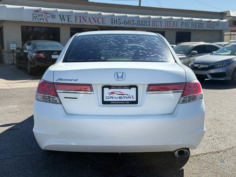 Used 2012 Honda Accord LX image 4