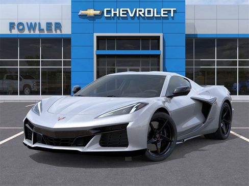 New 2026 Chevrolet Corvette E-Ray image 6
