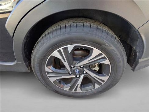 Certified 2024 Subaru Crosstrek 2.0i Premium image 9