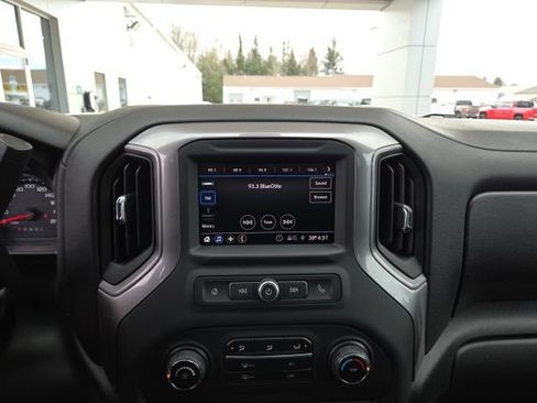 Used 2020 Chevrolet Silverado 1500 Custom w/ Custom Value Package image 55