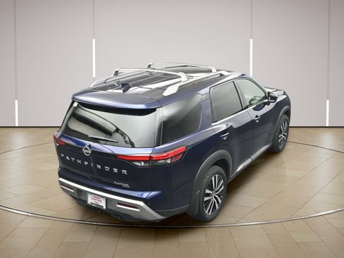 Used 2024 Nissan Pathfinder Platinum AWD/4WD image 37