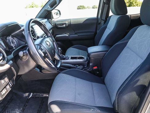 Certified 2023 Toyota Tacoma TRD Off-Road AWD/4WD image 18