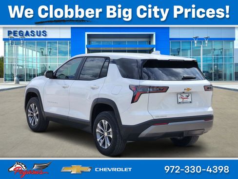 New 2026 Chevrolet Equinox LT image 4