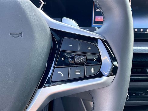 Used 2025 BMW 330i xDrive Sedan w/ Convenience Package image 20