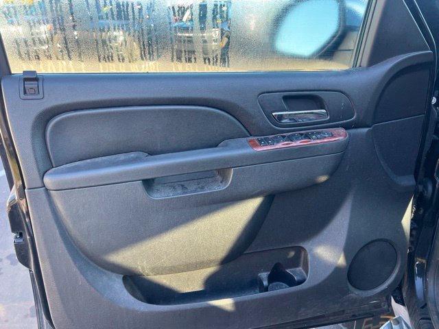 Used 2011 Chevrolet Avalanche LS w/ Regional Value Package AWD/4WD image 10
