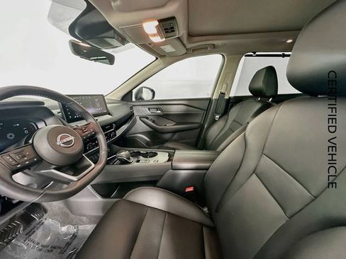 Certified 2024 Nissan Rogue SL w/ SL Premium Package FWD image 20
