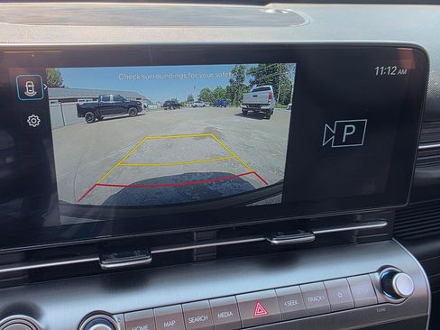 Used 2025 Hyundai Kona SEL FWD image 4