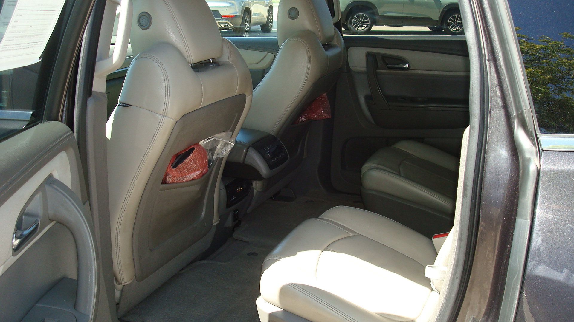 Used 2014 Chevrolet Traverse LT AWD/4WD image 7