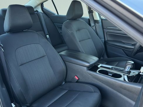 Used 2024 Nissan Altima 2.5 SV image 29