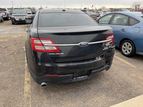 Used 2014 Ford Taurus SEL image 16