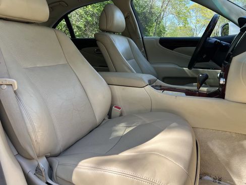 Used 2012 Lexus LS 460 AWD w/ Luxury Value Edition image 27