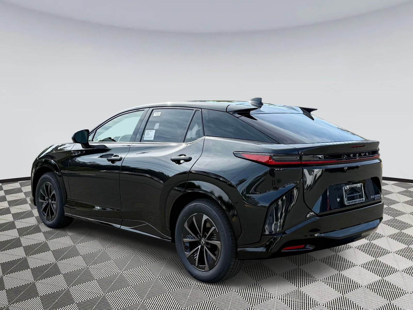 New 2026 Lexus RZ 450e AWD image 4