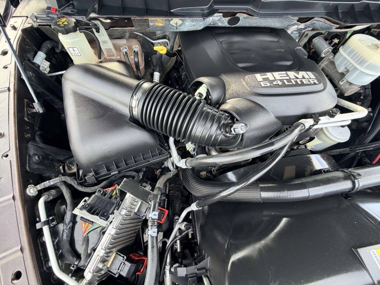 Used 2017 RAM 2500 SLT AWD/4WD image 14