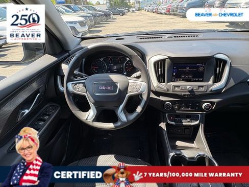 Used 2024 GMC Terrain SLE FWD image 16