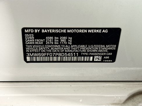 Used 2023 BMW 330i Sedan w/ Premium Package RWD image 40