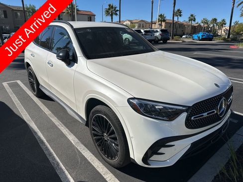 Used 2023 Mercedes-Benz GLC 300 w/ AMG Line image 12