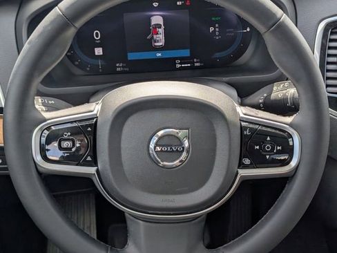 Certified 2025 Volvo XC90 T8 Plus w/ Protection Package Premier image 15