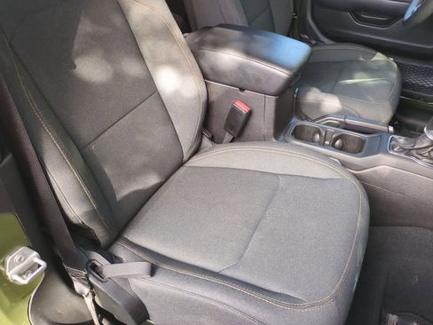 Used 2024 Jeep Wrangler Sport S image 21