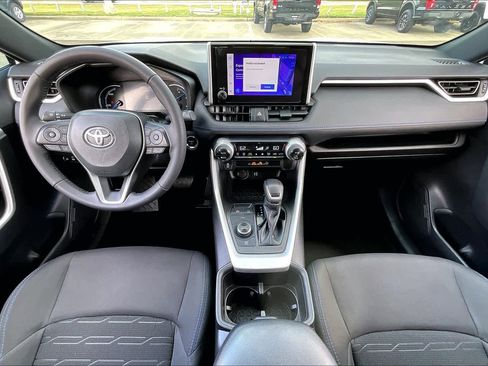 Used 2023 Toyota RAV4 SE AWD/4WD image 16