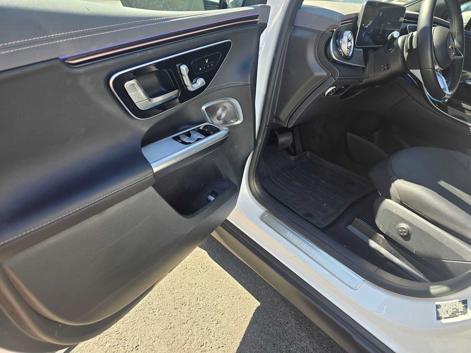 Certified 2024 Mercedes-Benz EQE 350+ 4MATIC SUV image 21
