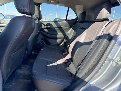 Used 2023 Buick Encore GX Essence w/ Experience Buick Package AWD/4WD image 23
