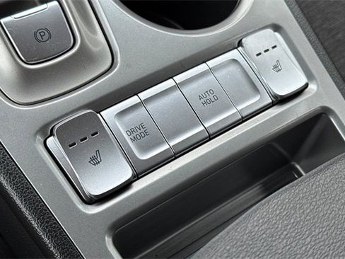 Certified 2023 Hyundai Kona SE image 38
