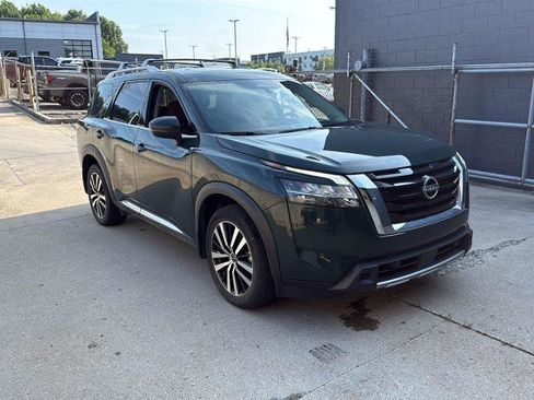 Certified 2023 Nissan Pathfinder Platinum AWD/4WD image 1