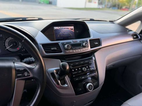 Used 2012 Honda Odyssey EX-L image 16