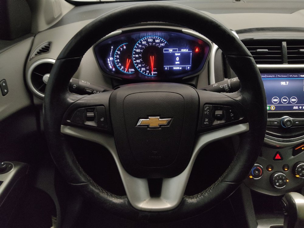 Used 2020 Chevrolet Sonic Premier FWD image 22