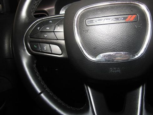 Used 2022 Dodge Charger SXT image 5