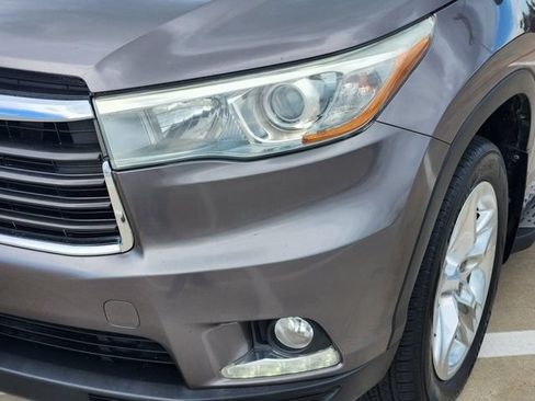 Used 2015 Toyota Highlander Limited FWD image 9