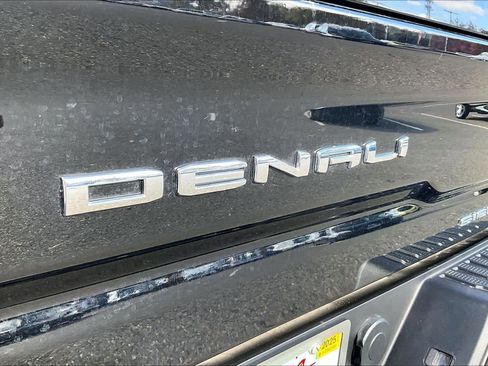 Used 2021 GMC Sierra 2500 Denali w/ Denali Ultimate Package image 9