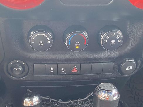 Used 2016 Jeep Wrangler Unlimited Sport w/ Quick Order Package 24S image 28