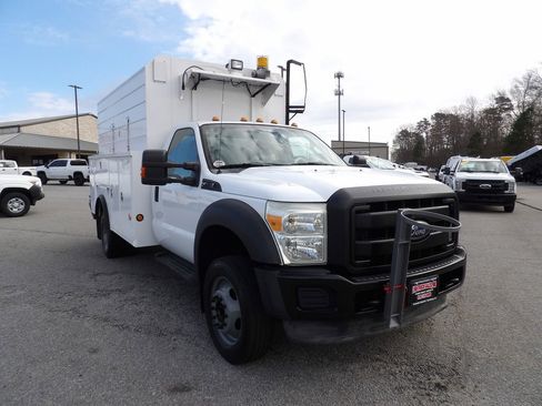 Used 2012 Ford F550 2WD Regular Cab Super Duty w/ Payload Upgrade Pkg image 11