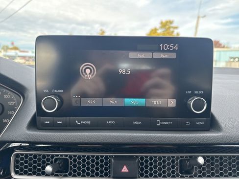 Certified 2023 Honda Civic EX-L image 33