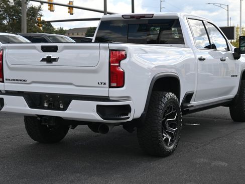 Used 2024 Chevrolet Silverado 2500 LTZ w/ LTZ Plus Package image 11
