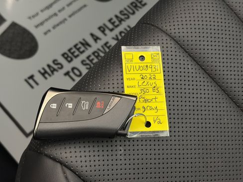 Used 2022 Lexus ES 300h F Sport image 31