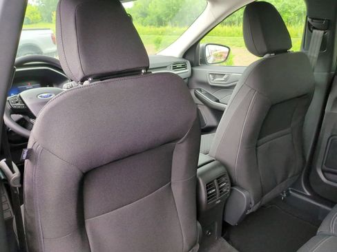 Used 2025 Ford Escape Active w/ Cold Weather Package image 19