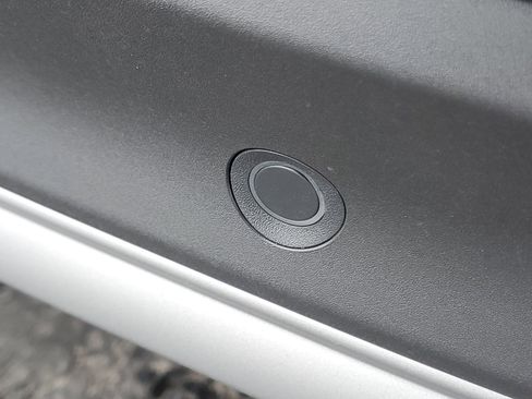 New 2026 Lincoln Corsair Premiere image 6