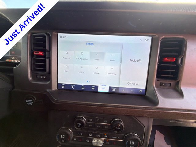 Used 2021 Ford Bronco Outer Banks AWD/4WD image 28