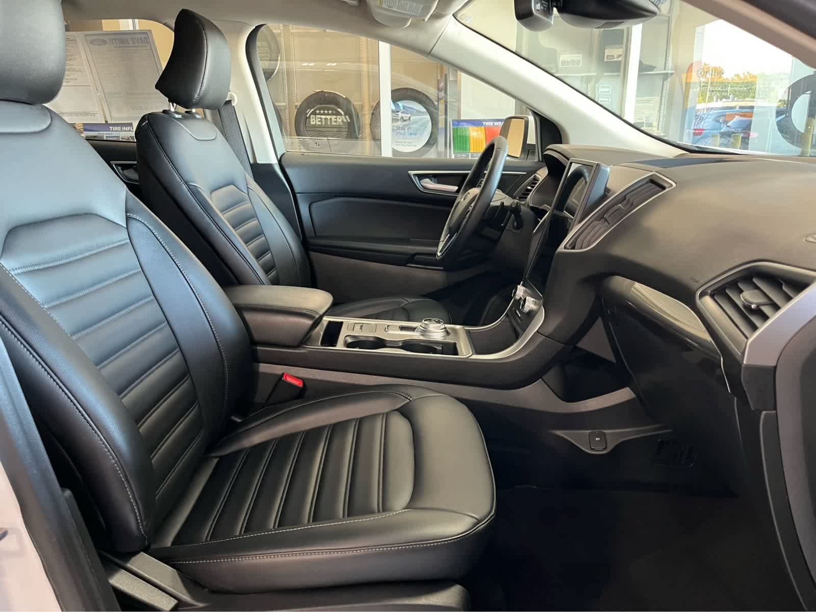 Certified 2024 Ford Edge SEL w/ Convenience Package AWD/4WD image 37