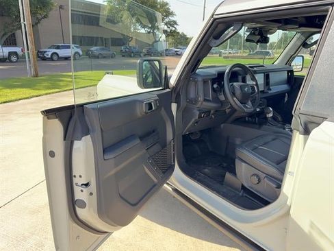 New 2026 Ford Bronco Big Bend w/ Black Diamond Package AWD/4WD image 7