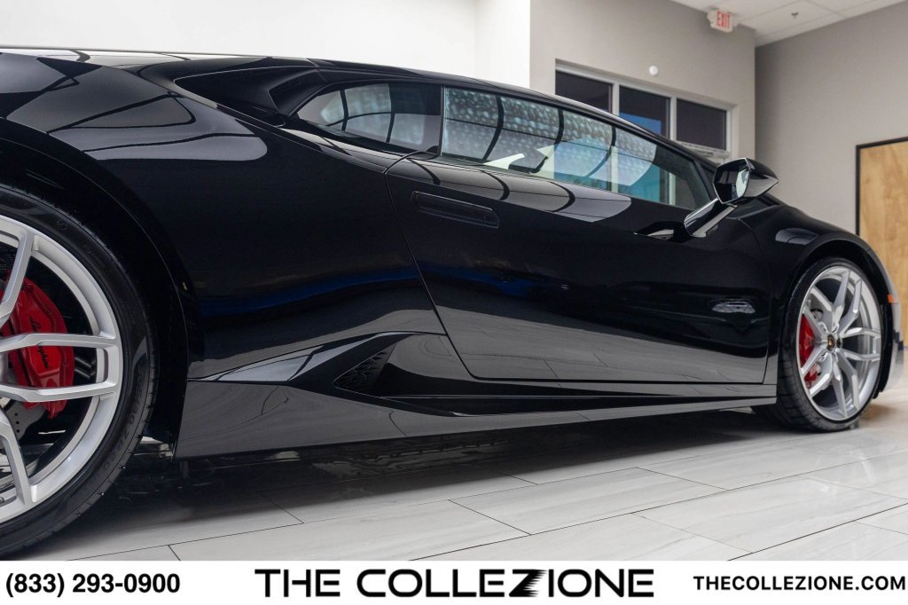 Used 2016 Lamborghini Huracan LP 580-2 RWD image 30