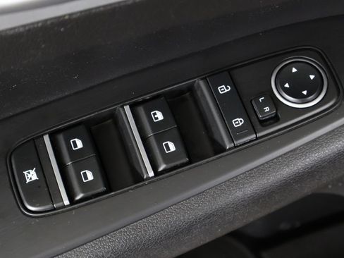 Used 2023 Kia Forte LXS w/ LXS Technology Package FWD image 35